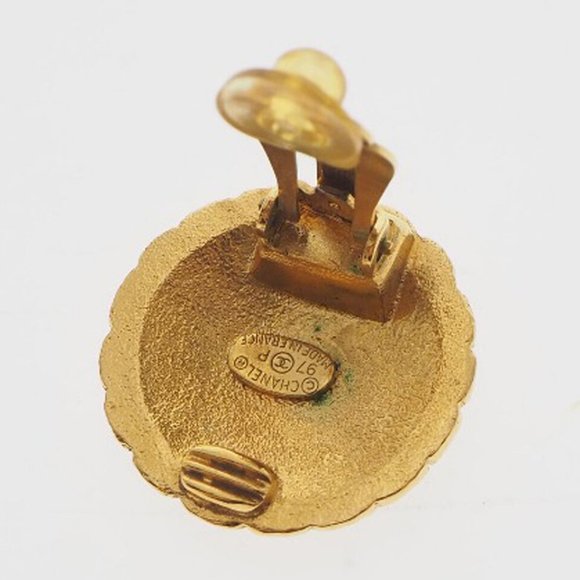 CHANEL vintage COCO Mark Earring gold Plated Gold Women - Picture 7 of 9